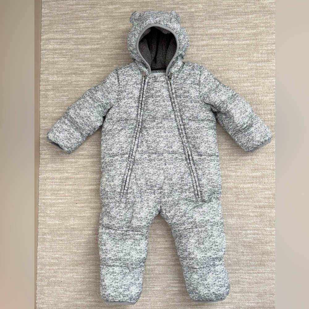 GAP recycled heavy puffer onepiece / snowsuit, sold out, worn once, grey, 12-18m